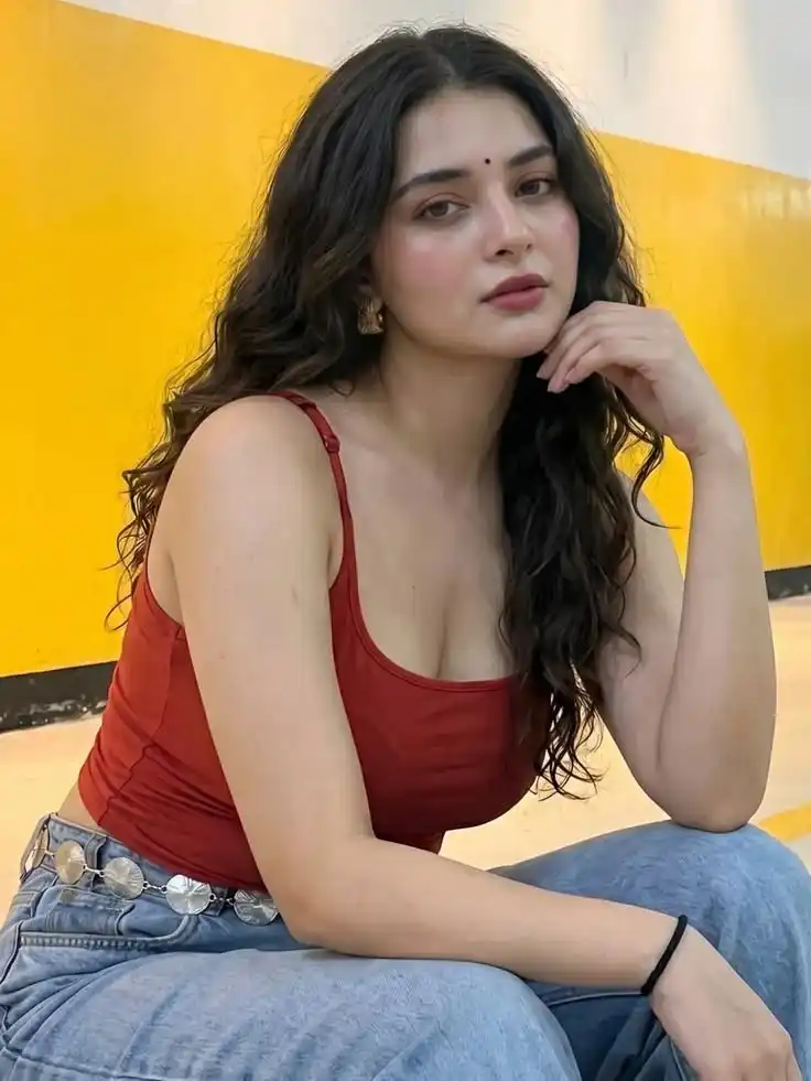 Navi Mumbai call girl mobile number